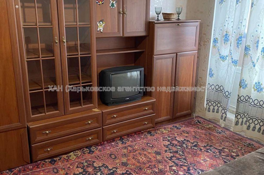 Продам квартиру, Сергея Тимошенко ул. , 1  ком., 26 м², косметический ремонт 