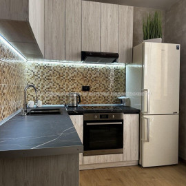 Сдам квартиру, Казакевича ул. , 1  ком., 35 м², евроремонт