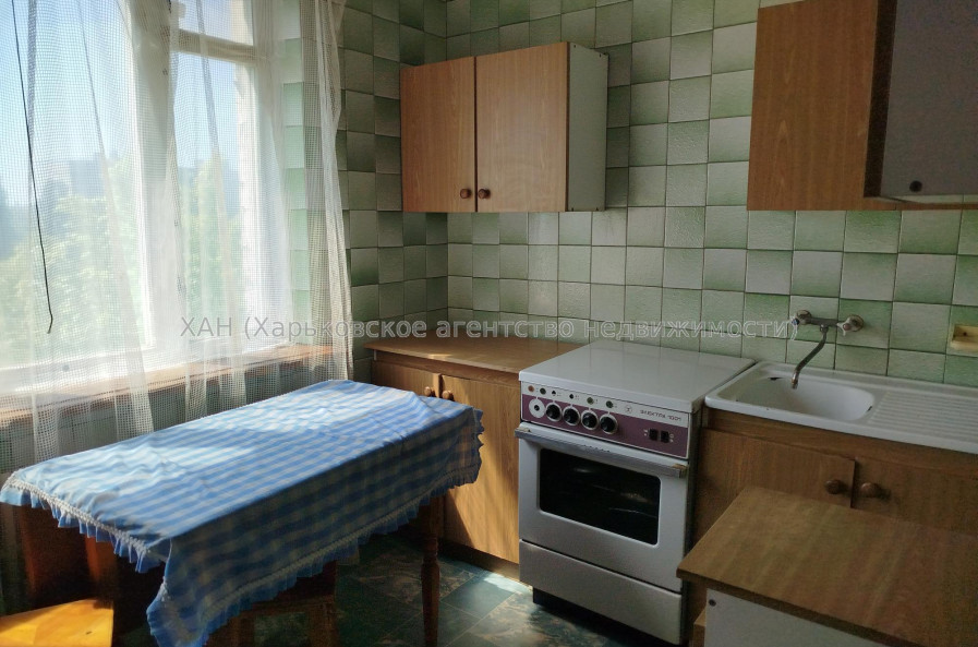 Здам квартиру, Юбилейный просп. , 2 кім., 50 м², советский ремонт 