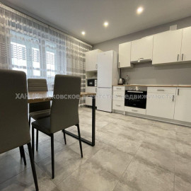 Продам квартиру, Героев Харькова просп. , 195 , 2  ком., 50 м², евроремонт