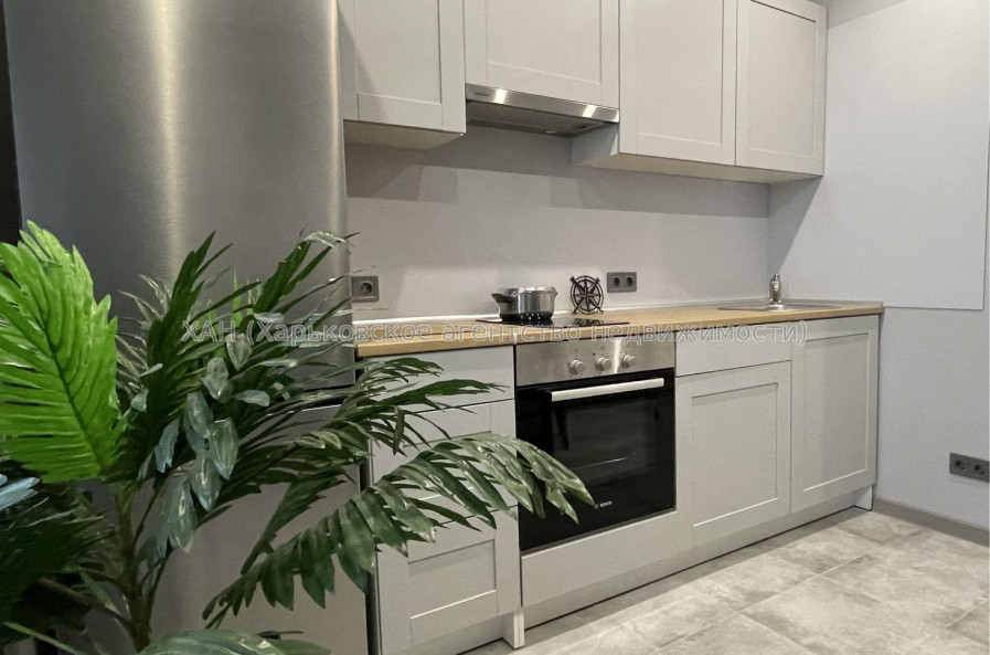 Продам квартиру, Героев Харькова просп. , 195 , 2  ком., 50 м², евроремонт 