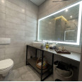 Продам квартиру, Героев Харькова просп. , 195 , 2  ком., 50 м², евроремонт 