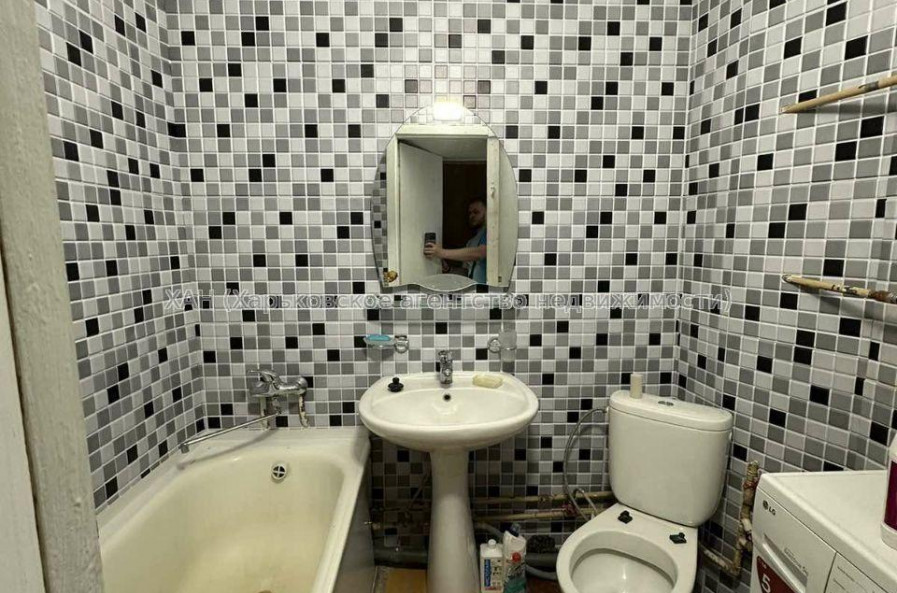 Продам квартиру, Непокоренных ул. , 2 кім., 47 м², косметический ремонт 