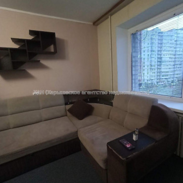 Продам квартиру, Гвардейцев Широнинцев ул. , 1 кім., 26 м², косметический ремонт 