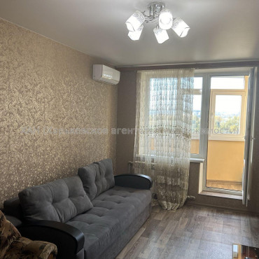 Продам квартиру, Академика Павлова ул. , 2  ком., 45.30 м², косметический ремонт 