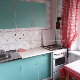 Сдам квартиру, Непокоренных ул. , 2  ком., 45 м², косметический ремонт