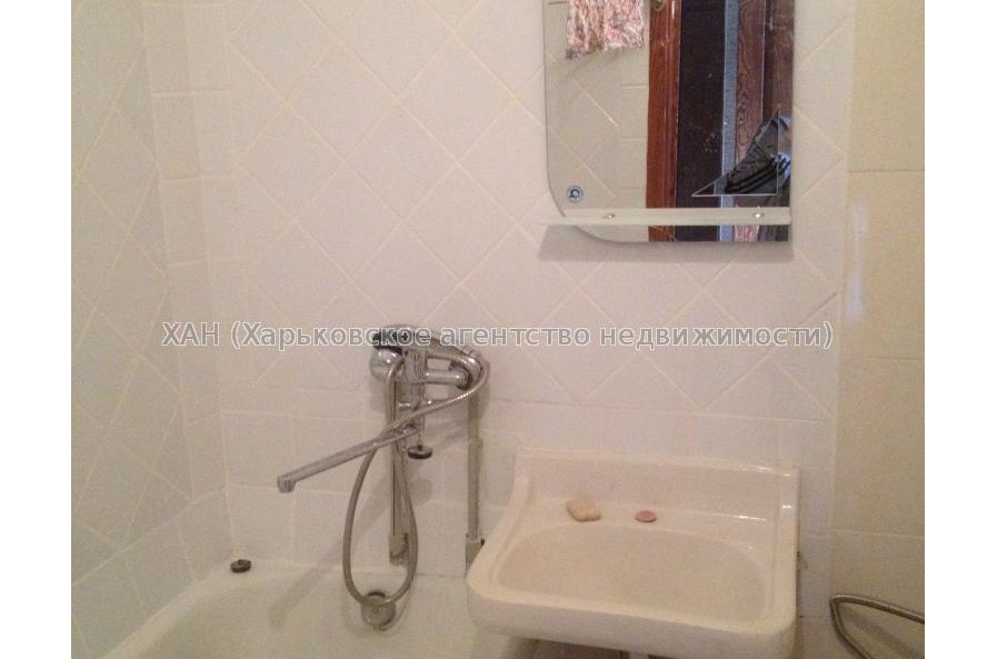 Сдам квартиру, Непокоренных ул. , 2  ком., 45 м², косметический ремонт 