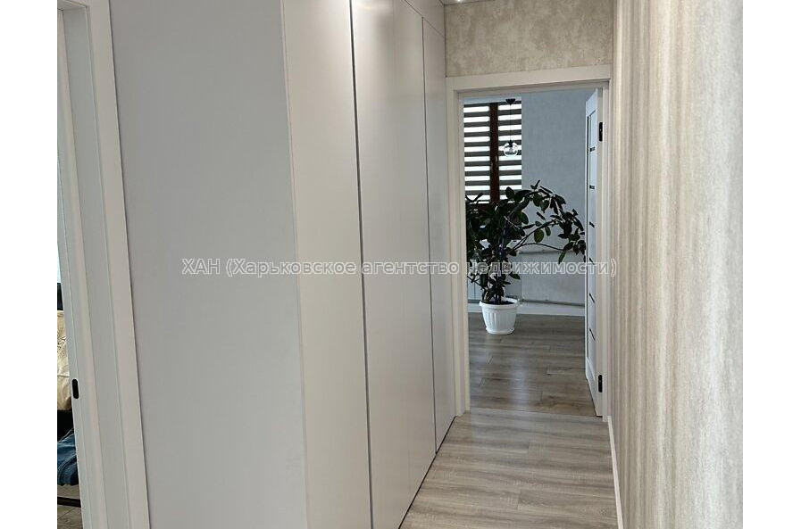 Продам квартиру, Аэрокосмический пр. , 3 кім., 67.90 м², евроремонт 