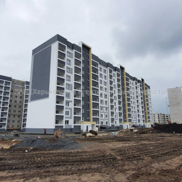 Продам квартиру, Полтавский Шлях ул. , 184 , 1  ком., 44 м², без внутренних работ 