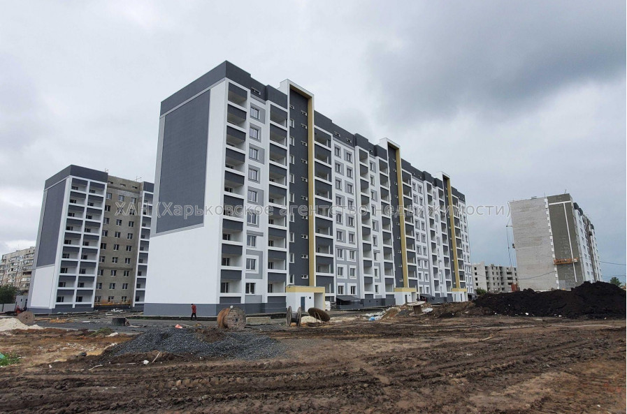 Продам квартиру, Полтавский Шлях ул. , 184 , 1  ком., 44 м², без внутренних работ 