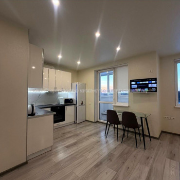 Продам квартиру, Шевченковский пер. , 1 кім., 33 м², евроремонт 