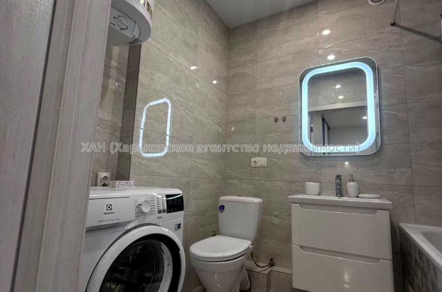 Продам квартиру, Шевченковский пер. , 1 кім., 33 м², евроремонт 