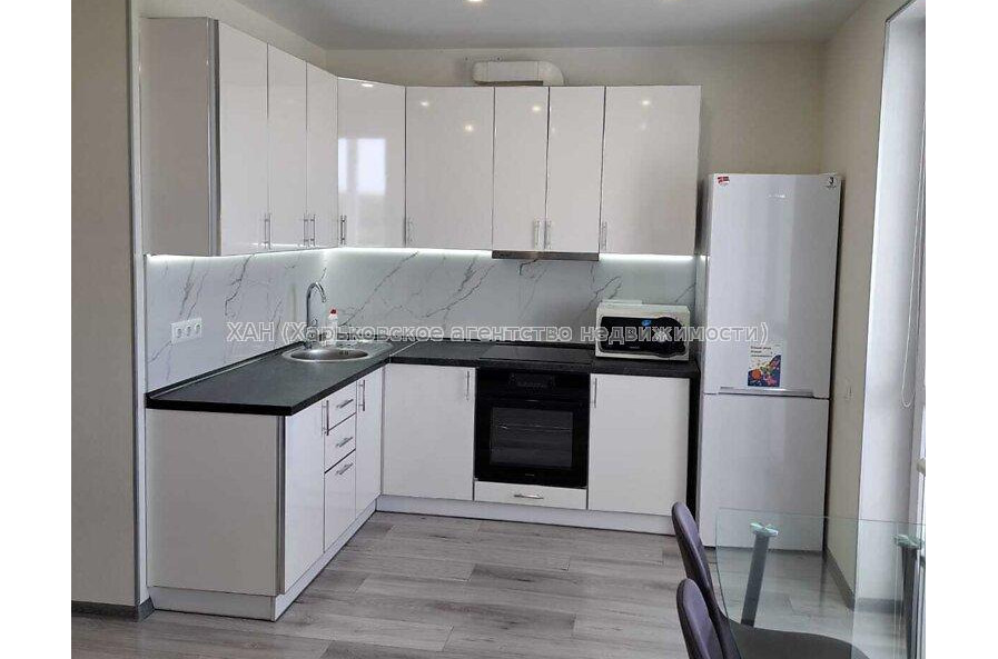 Продам квартиру, Шевченковский пер. , 1 кім., 33 м², евроремонт 
