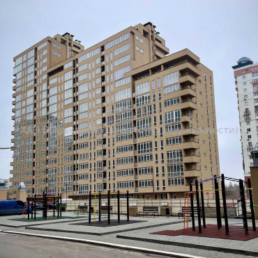 Продам квартиру, Клочковская ул. , 117 , 1 кім., 58 м², без внутренних работ 