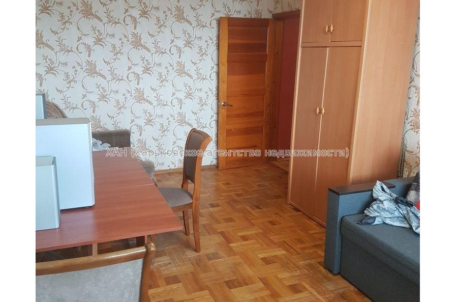 Продам квартиру, Валентиновская ул. , 2  ком., 46 м², косметический ремонт 