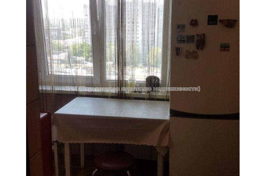 Продам квартиру, Валентиновская ул. , 2  ком., 46 м², косметический ремонт 