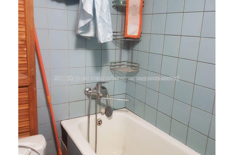 Продам квартиру, Валентиновская ул. , 2  ком., 46 м², косметический ремонт 