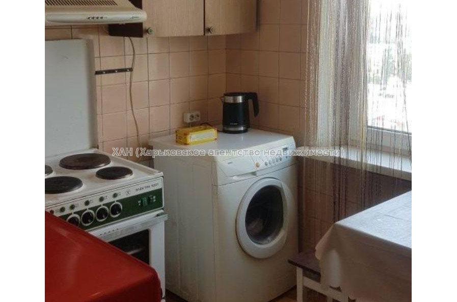 Продам квартиру, Валентиновская ул. , 2  ком., 46 м², косметический ремонт 