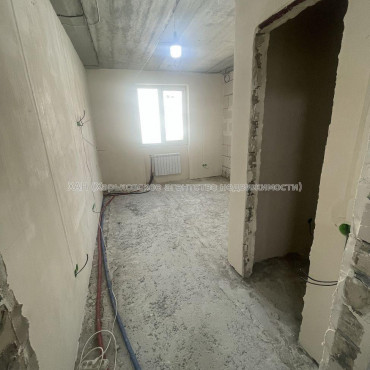 Продам квартиру, Шевченковский пер. , 1 кім., 44 м², без отделочных работ 