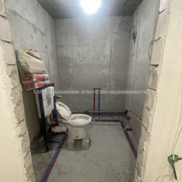 Продам квартиру, Шевченковский пер. , 1 кім., 44 м², без отделочных работ 