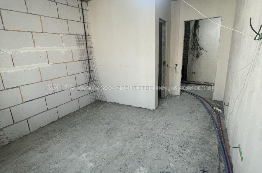 Продам квартиру, Шевченковский пер. , 1  ком., 44 м², без отделочных работ 
