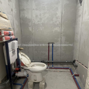 Продам квартиру, Шевченковский пер. , 1 кім., 44 м², без отделочных работ 