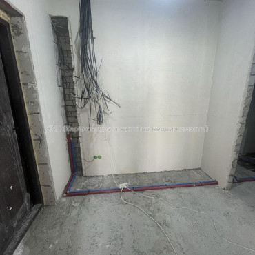 Продам квартиру, Шевченковский пер. , 1 кім., 44 м², без отделочных работ 