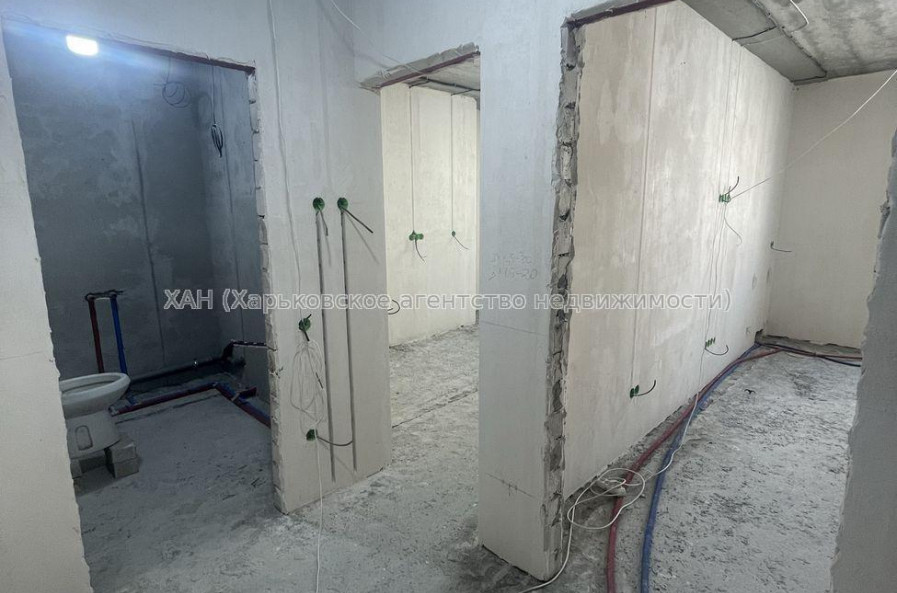 Продам квартиру, Шевченковский пер. , 1  ком., 44 м², без отделочных работ 