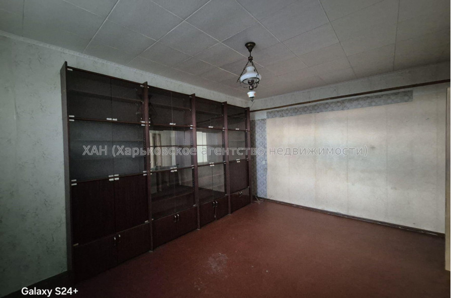 Продам квартиру, Соборности Украины ул. , 1 кім., 39 м², косметический ремонт 