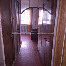 Продам квартиру, Соборности Украины ул. , 1 кім., 39 м², косметический ремонт