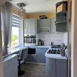 Продам квартиру, Чугуевская ул. , 3 кім., 60.50 м², евроремонт