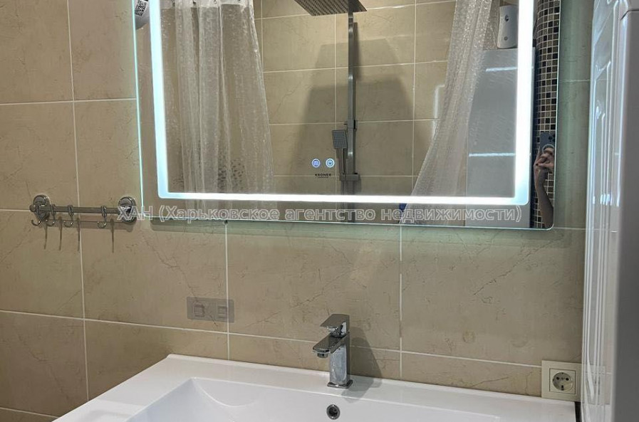 Продам квартиру, Чугуевская ул. , 3 кім., 60.50 м², евроремонт 