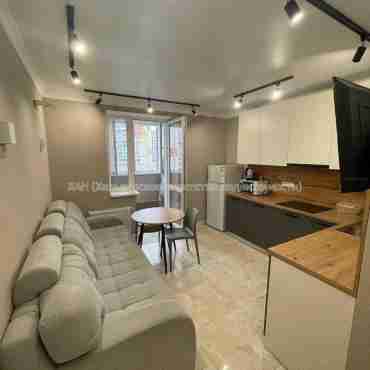 Продам квартиру, Елизаветинская ул. , 2  ком., 62 м², евроремонт 