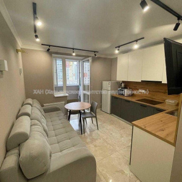 Продам квартиру, Лисаветинская ул. , 2 кім., 62 м², евроремонт 