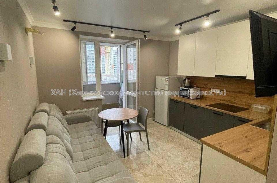 Продам квартиру, Елизаветинская ул. , 2  ком., 62 м², евроремонт 