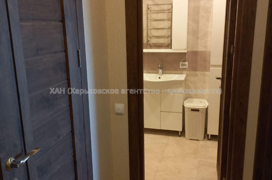 Продам квартиру, Льва Ландау просп. , 2  ком., 58 м², евроремонт 