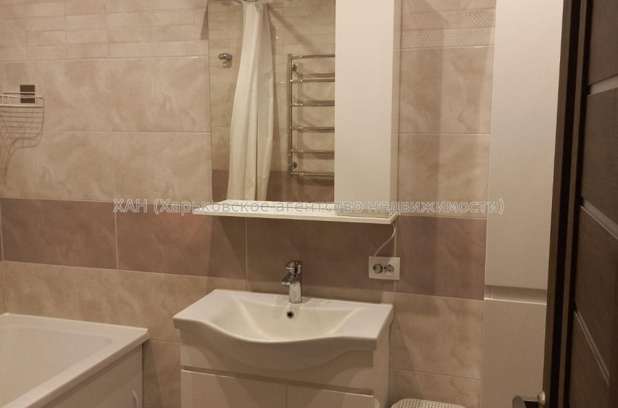 Продам квартиру, Льва Ландау просп. , 2  ком., 58 м², евроремонт 