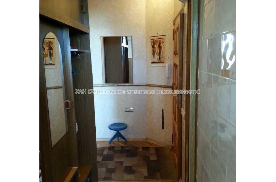 Продам квартиру, Дмитрия Коцюбайло ул. , 3  ком., 65 м², косметический ремонт 