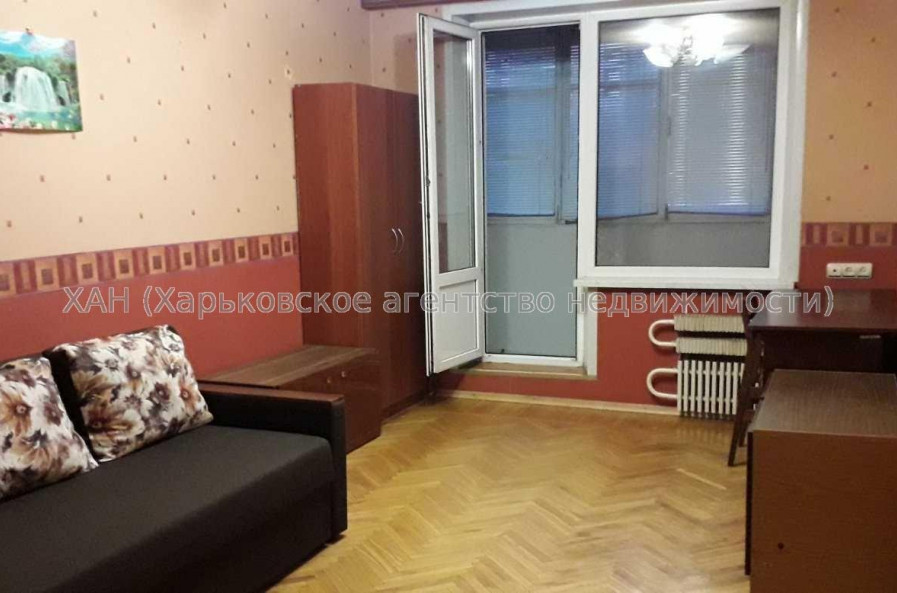 Продам квартиру, Дмитрия Коцюбайло ул. , 3  ком., 65 м², косметический ремонт 