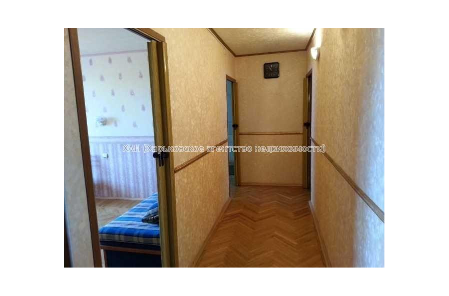 Продам квартиру, Дмитрия Коцюбайло ул. , 3  ком., 65 м², косметический ремонт 