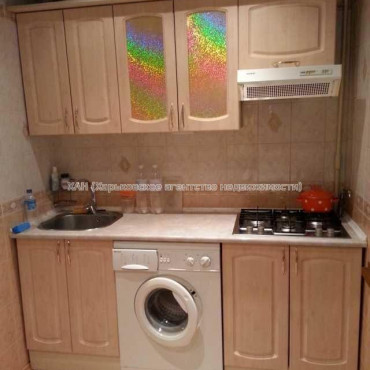 Продам квартиру, Дмитрия Коцюбайло ул. , 3  ком., 65 м², косметический ремонт 