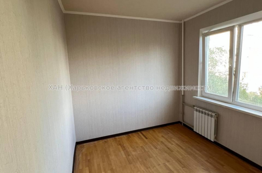 Продам квартиру, Ахсарова Энвера ул. , 4  ком., 69.60 м², капитальный ремонт 