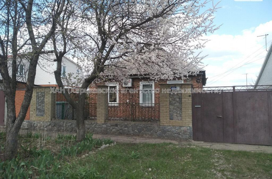 Продам будинок, 80 м², 4 соток, советский ремонт 