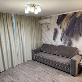 Продам квартиру, Астрономическая ул. , 1 кім., 34 м², евроремонт