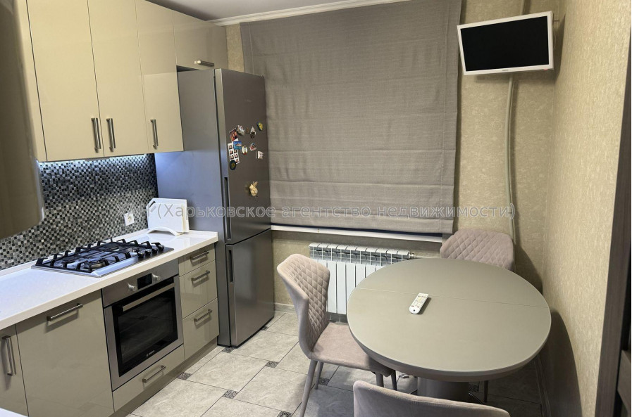 Продам квартиру, Астрономическая ул. , 1 кім., 34 м², евроремонт 