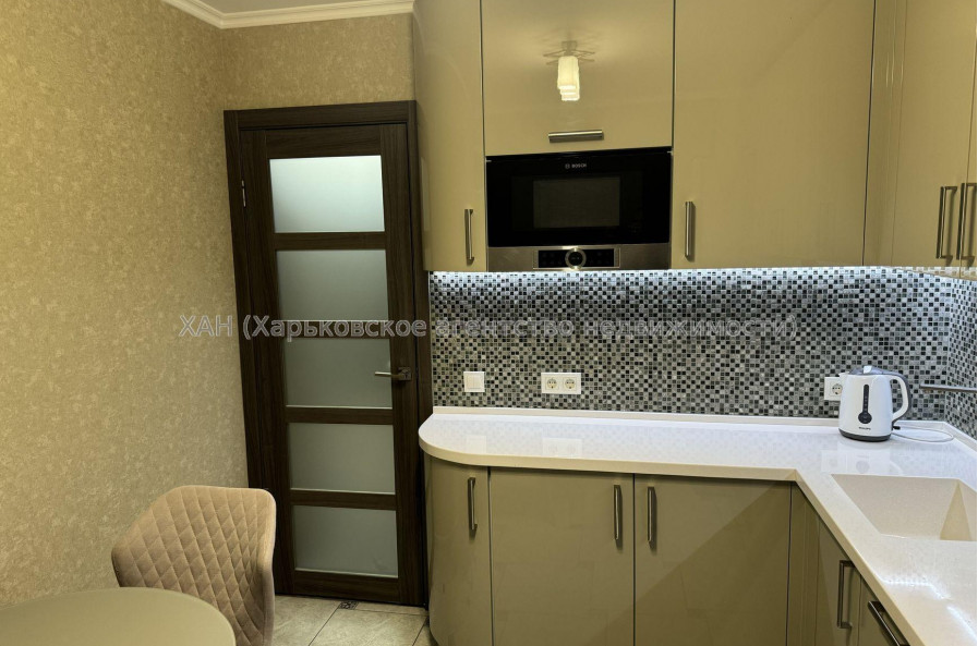 Продам квартиру, Астрономическая ул. , 1 кім., 34 м², евроремонт 
