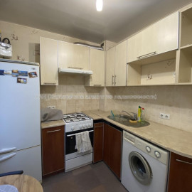 Сдам квартиру, Непокоренных ул. , 1  ком., 34 м², капитальный ремонт