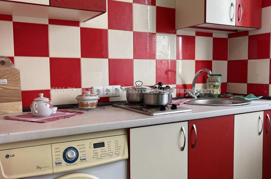 Продам квартиру, Байрона пр-т , 1  ком., 25.90 м², косметический ремонт 