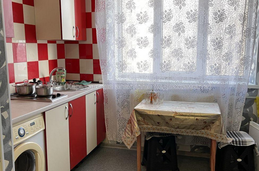 Продам квартиру, Байрона пр-т , 1  ком., 25.90 м², косметический ремонт 