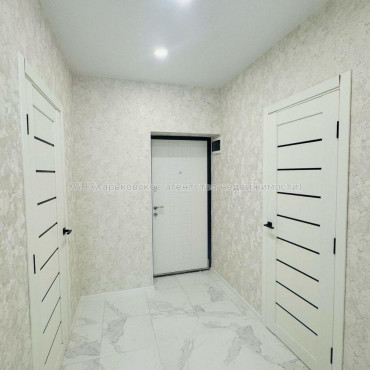 Продам квартиру, Шевченковский пер. , 1  ком., 35 м², капитальный ремонт 